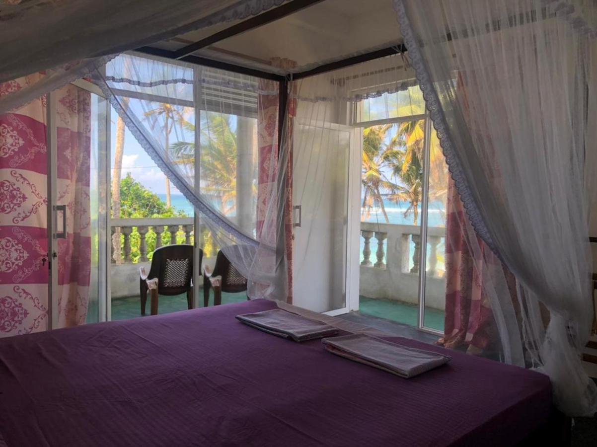 Sunray Rest - Beach View Homestay Mirissa Kültér fotó