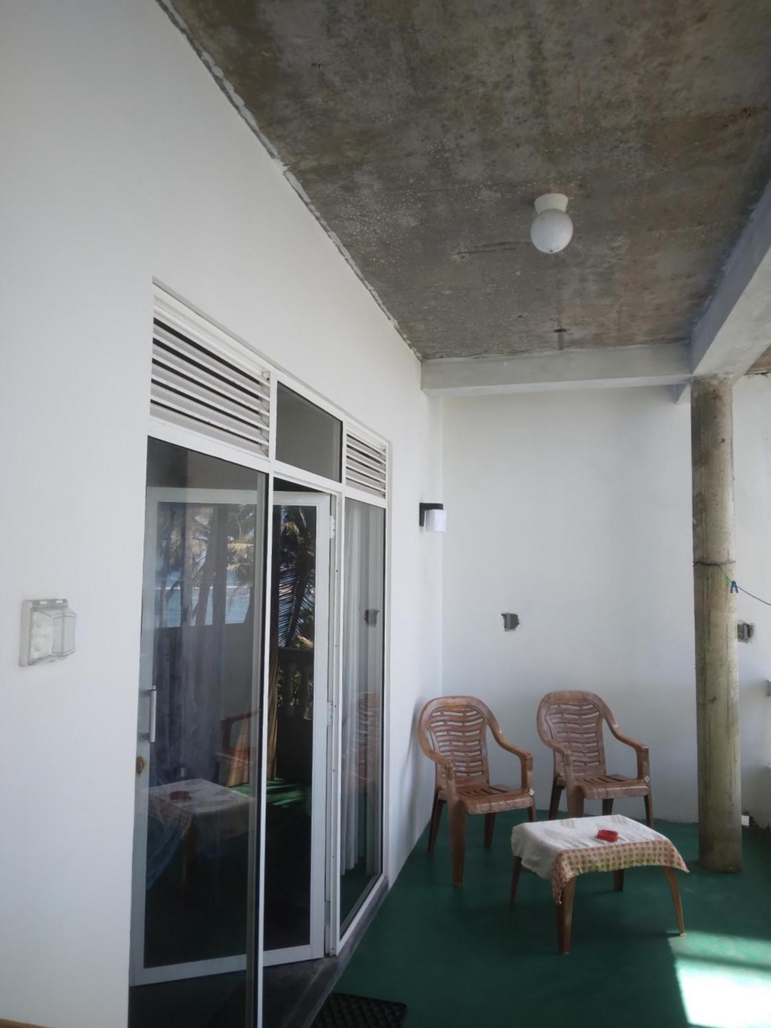 Sunray Rest - Beach View Homestay Mirissa Kültér fotó