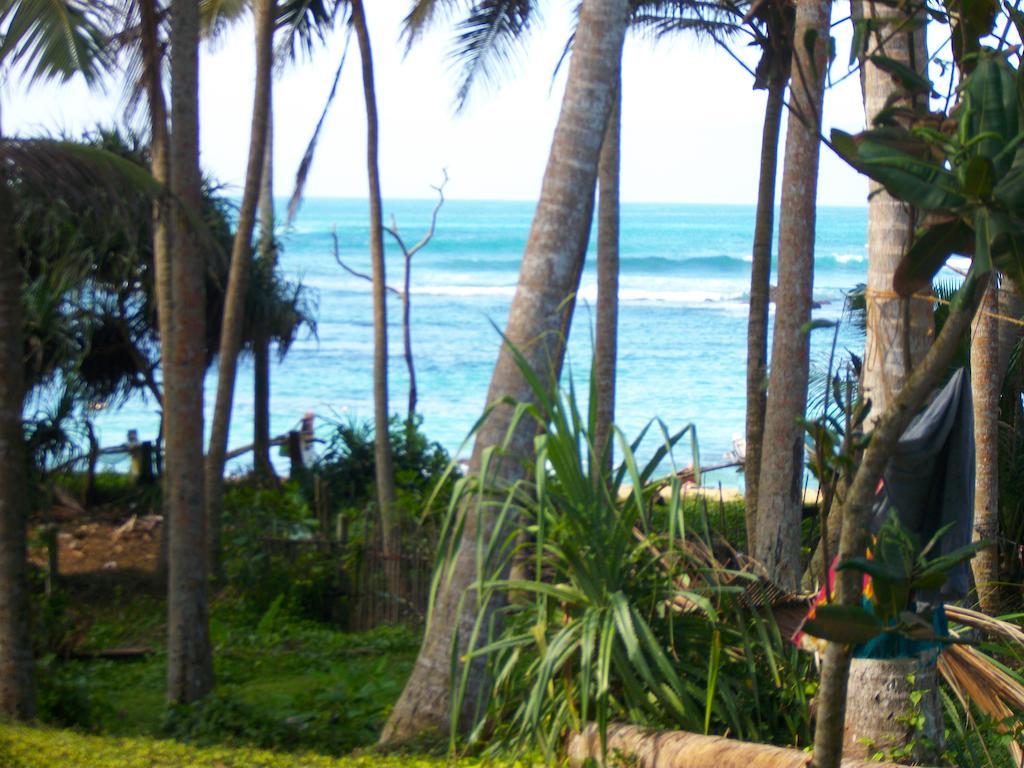 Sunray Rest - Beach View Homestay Mirissa Kültér fotó