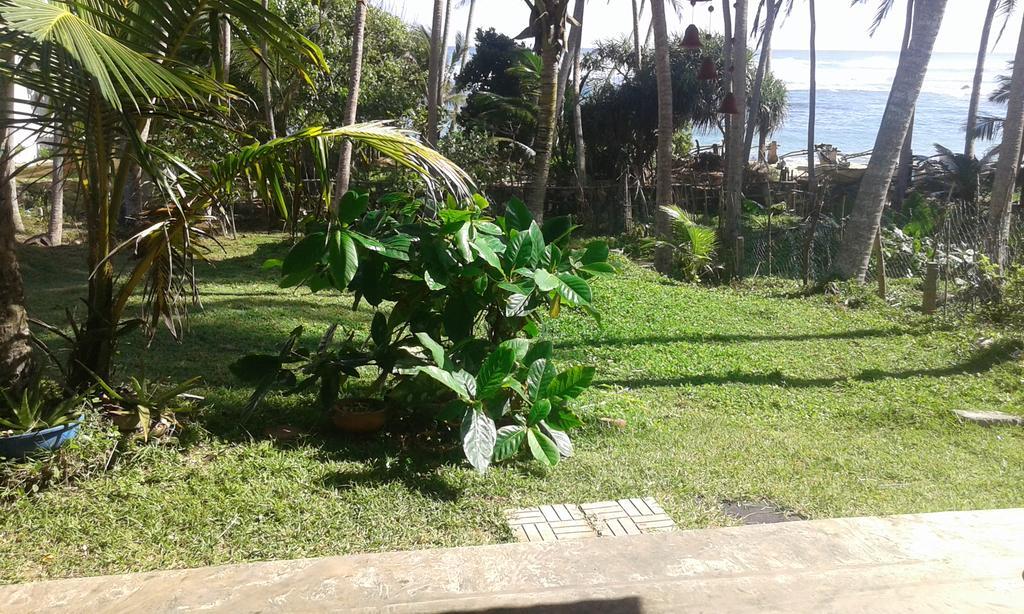 Sunray Rest - Beach View Homestay Mirissa Kültér fotó