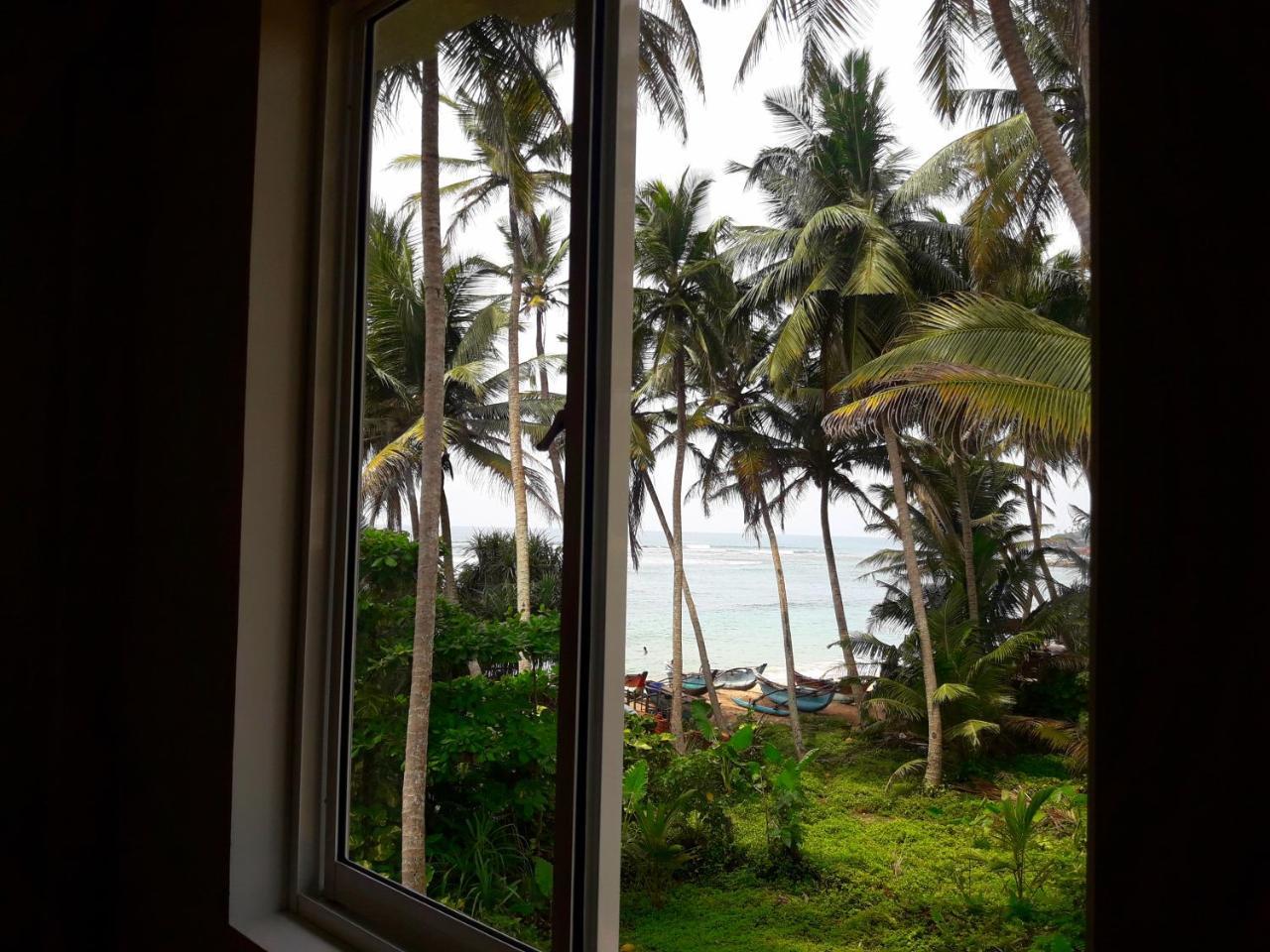Sunray Rest - Beach View Homestay Mirissa Kültér fotó
