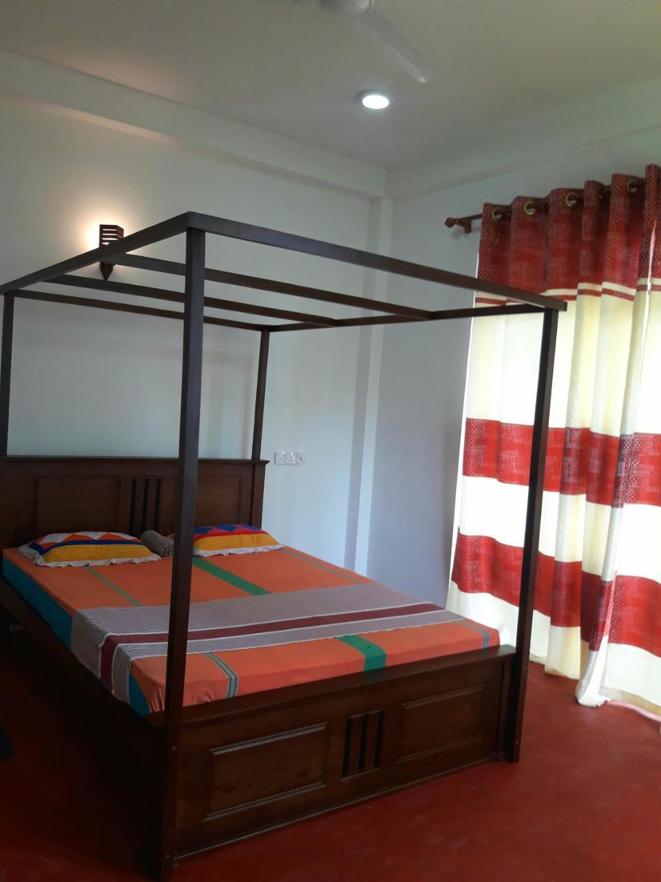 Sunray Rest - Beach View Homestay Mirissa Kültér fotó